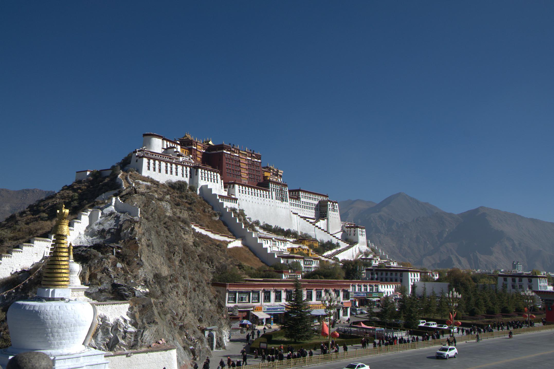 西藏,历史、文化与自然环境的深度探索